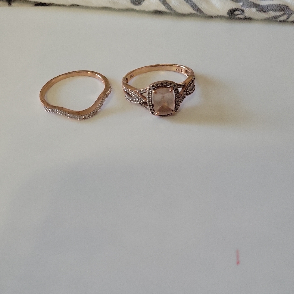 Zales Cushion Cut Morganite 1/4 CT Diamond Frame Bridal Set, Rose Gold, Size 9